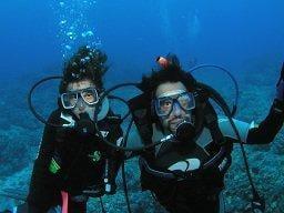 The family that dives together...thrives together