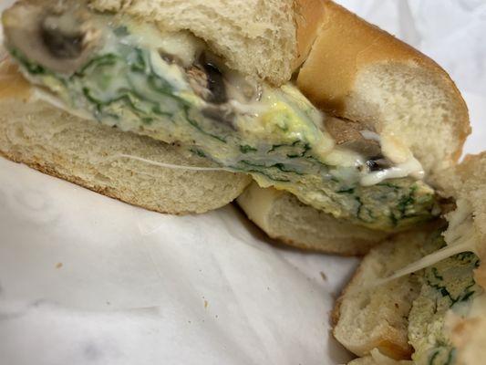 Bagel with Mayo, Egg, Mozzarella, Spinach and Mushroom