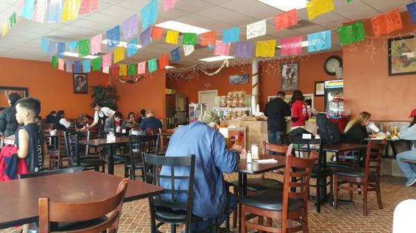 Decent atmosphere. Not overly decorated just enough to give you the understanding that you're in a Mexican restaurant.