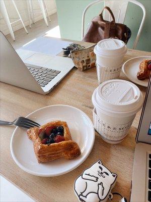 chai tea latte & fruit pastries