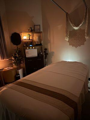 Massage room.