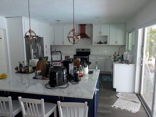 This client was extremely happy with our install. Once the granite was installed we then came back to install the amazing back splash.