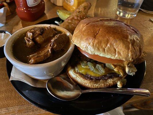 Mad Chile Buffalo  burger with stew and fried chili