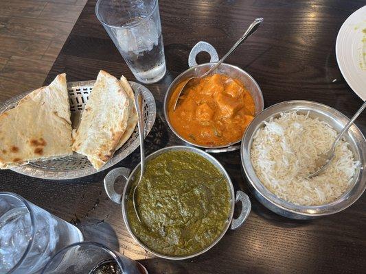 Saag paneer, tikka masala, naan