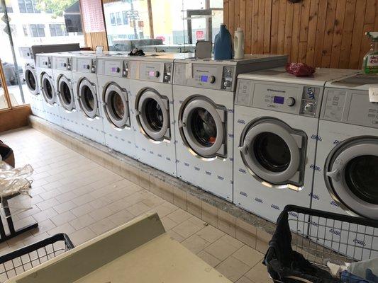 Super Laundromat