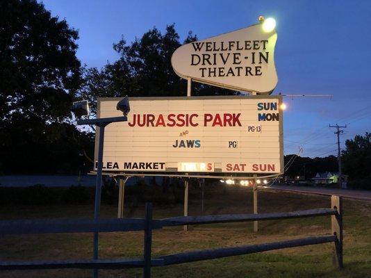 Possibly the greatest Summer Drive-In double feature EVER - Jurassic Park & JAWS on one night!!!