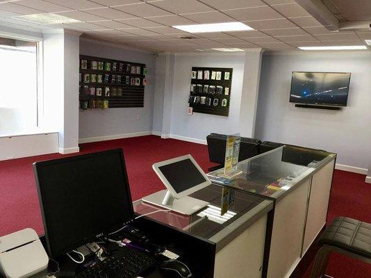 Tech Squad Wireless Solutions Store Interior - Payments Center