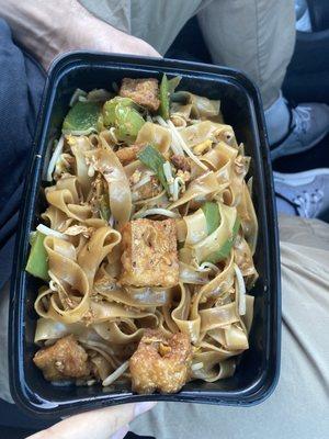 Tofu drunken noodles