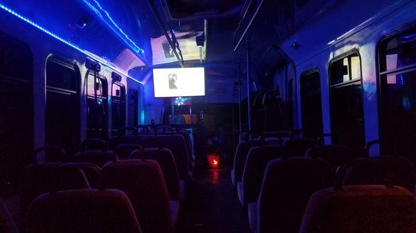 Dans Ultra Party Bus