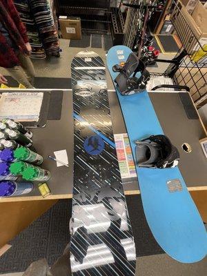 Taking the flow bindings off of the blue board and putting them on the black Simms board, play it again is the place to go baby!!