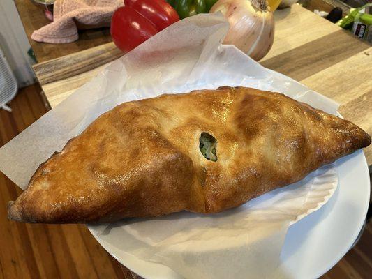 Cheese Calzone with broccoli & tomatoes