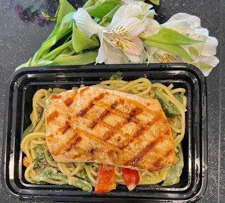 to go - salmon green curry coconut green curry pasta