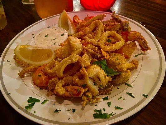 Fried Seafood Platter - Calamari, shrimp, wild caught cod