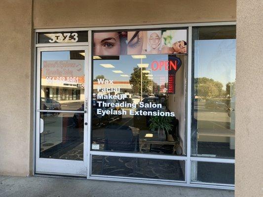 Marvet’s Eyebrow Threading Salon