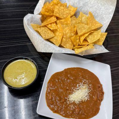 Chips, salsa, & beans.