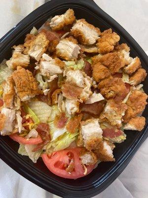 Crispy Chicken Club Salad