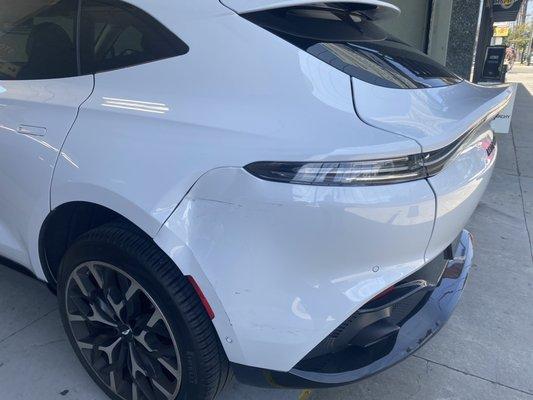 2021 Aston Martin DBX Quarter Panel And Bumper Damage