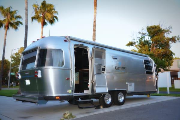 Elite's Airstream at 527 Charcot for a show