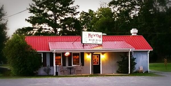 Pig-N-Out BBQ, Hokes Bluff