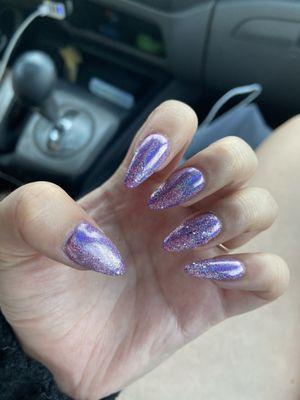 i love my "last season" nails lol