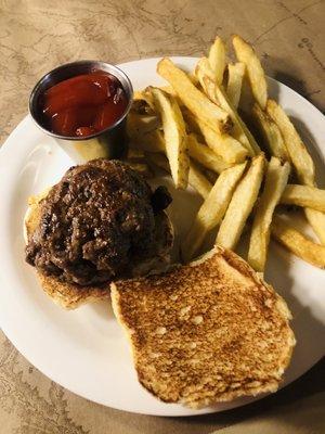 Kids bison burger with fries