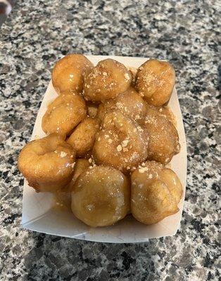 Peach Crumble topped donuts