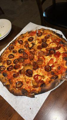 Sweet and spicy pizza