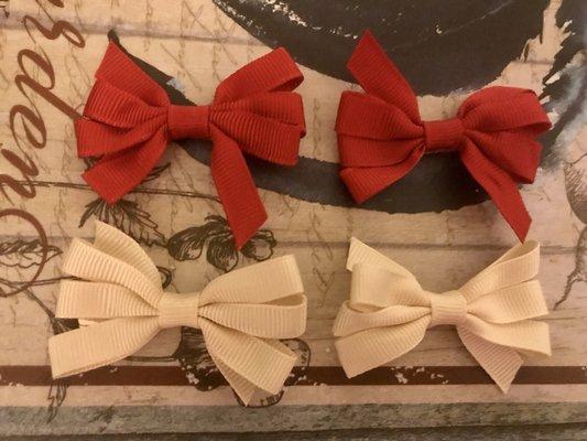 Some cute bow clips I purchased to put into my little one's Christmas stocking!