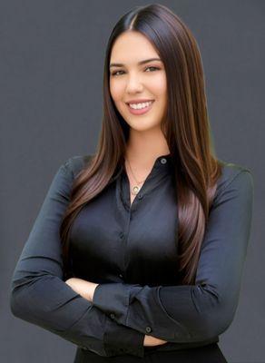 Sabrina Luizzo - TeamJK Sales Associate