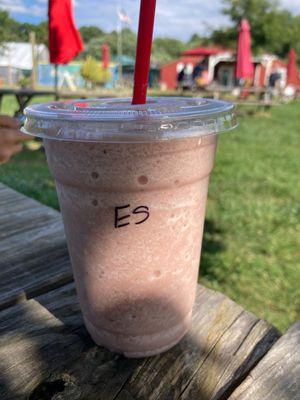 Endless summer smoothie (strawberry, banana, vanilla whey protein)