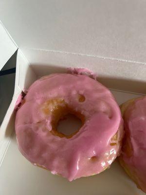 Bad Donuts look like they play soccer wit it