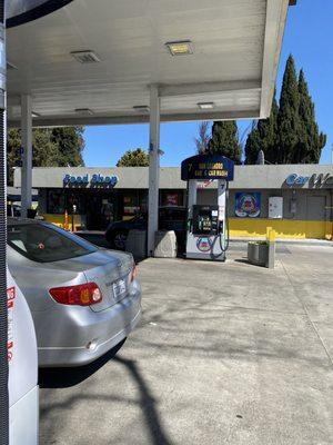 San Leandro Gas & Car Wash