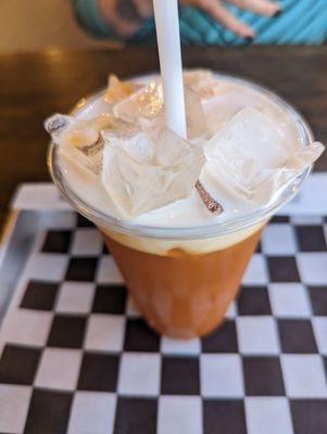 Thai Tea - creamy top, slightly thick imo just the right way to be served.