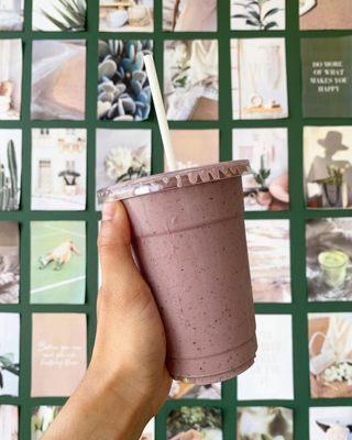 Bye Bye Belly Berry protein smoothie