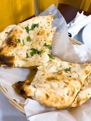 Garlic Cheese Naan