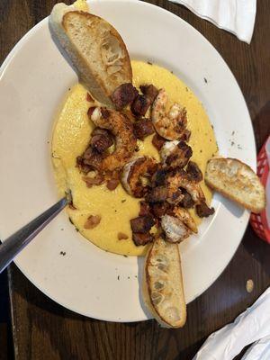 Lunch shrimp and grits