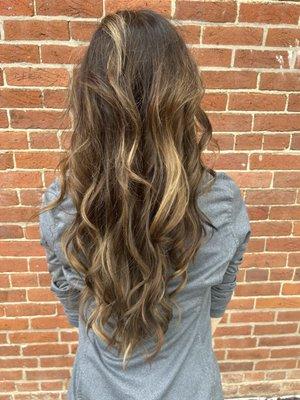 Balayage with amazing, lived-in contrast