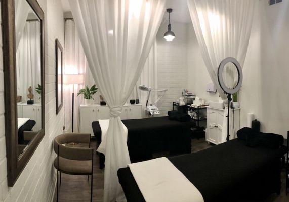 The clean lash room