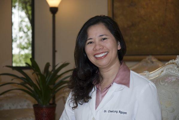 Dr. ChauLong Nguyen, DDS, MAGD, AF AAID