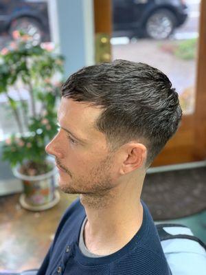 Texturized crop top with a 1 guard shadow fade