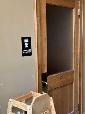 Gender friendly bathroom