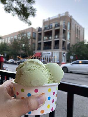 Large pistachio Gelato!