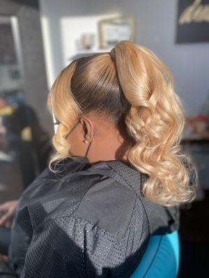 Invisible ponytail with bangs, bundles colored to match the clients color.

Book: Invisible Ponytail

The B. Elayne Studio