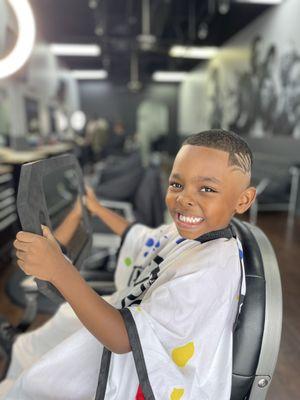 Kids Haircut w/design