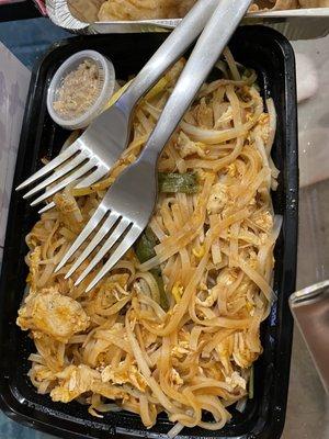 VE1 Pad Thai