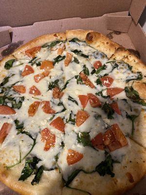 Roma Spinach Pizza