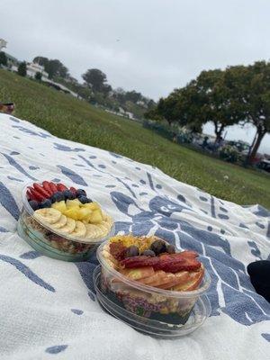 Enjoyed our açaí bowls at aquatic park! Was a beautiful day and the bowls were a great touch! Very yummy