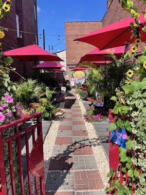 Outside area of Altoque restaurant