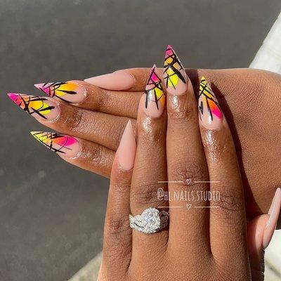 Random nails design