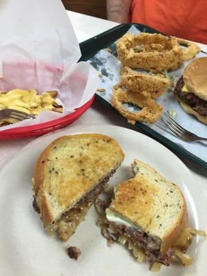 Patty Melt- amazing! Cheese fries- the best. Onion rings- OMG! Go here- you'll be happy you did! Best service too!